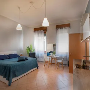 Gasthof Italianflat - Rentroom Old Town - 200mt To Arena